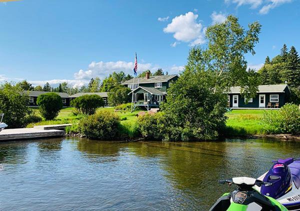Rangeley Town & Lake エクステリア 写真